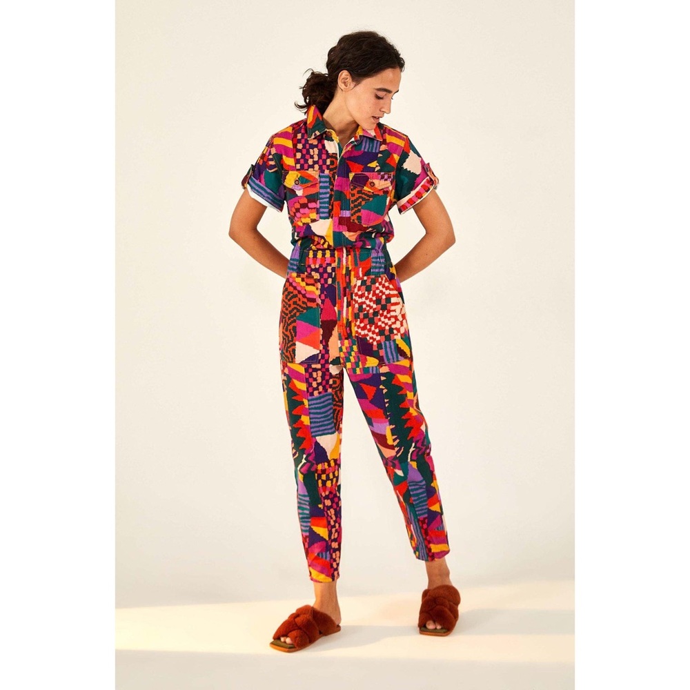 BNWT SMALL Farm Rio Red Abstract Patches Canvas Short Sleeve Jumpsuit Coveralls